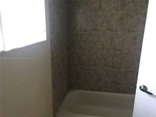 Building Photo - 8371 SW 148th Pl