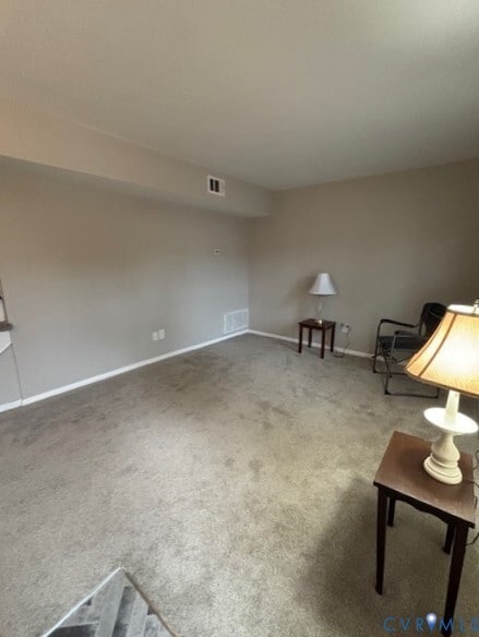 Building Photo - 3618 Luckylee Crescent