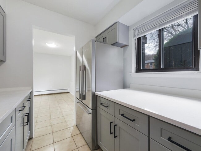 Building Photo - 27 Tanager Rd