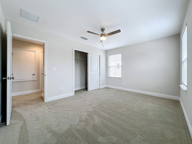 Building Photo - 2220 S Bumby Ave