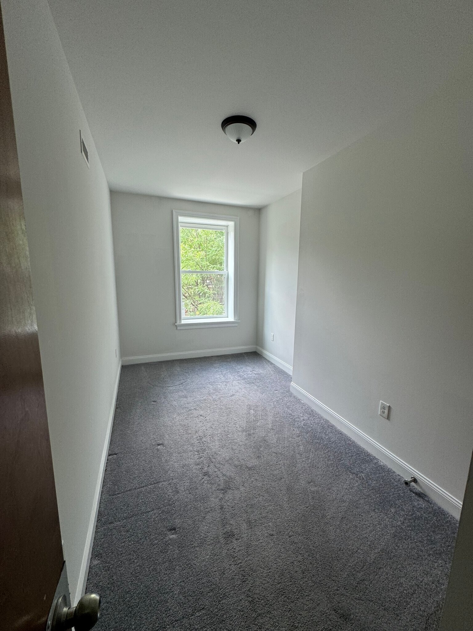 Building Photo - 4049 Spruce St