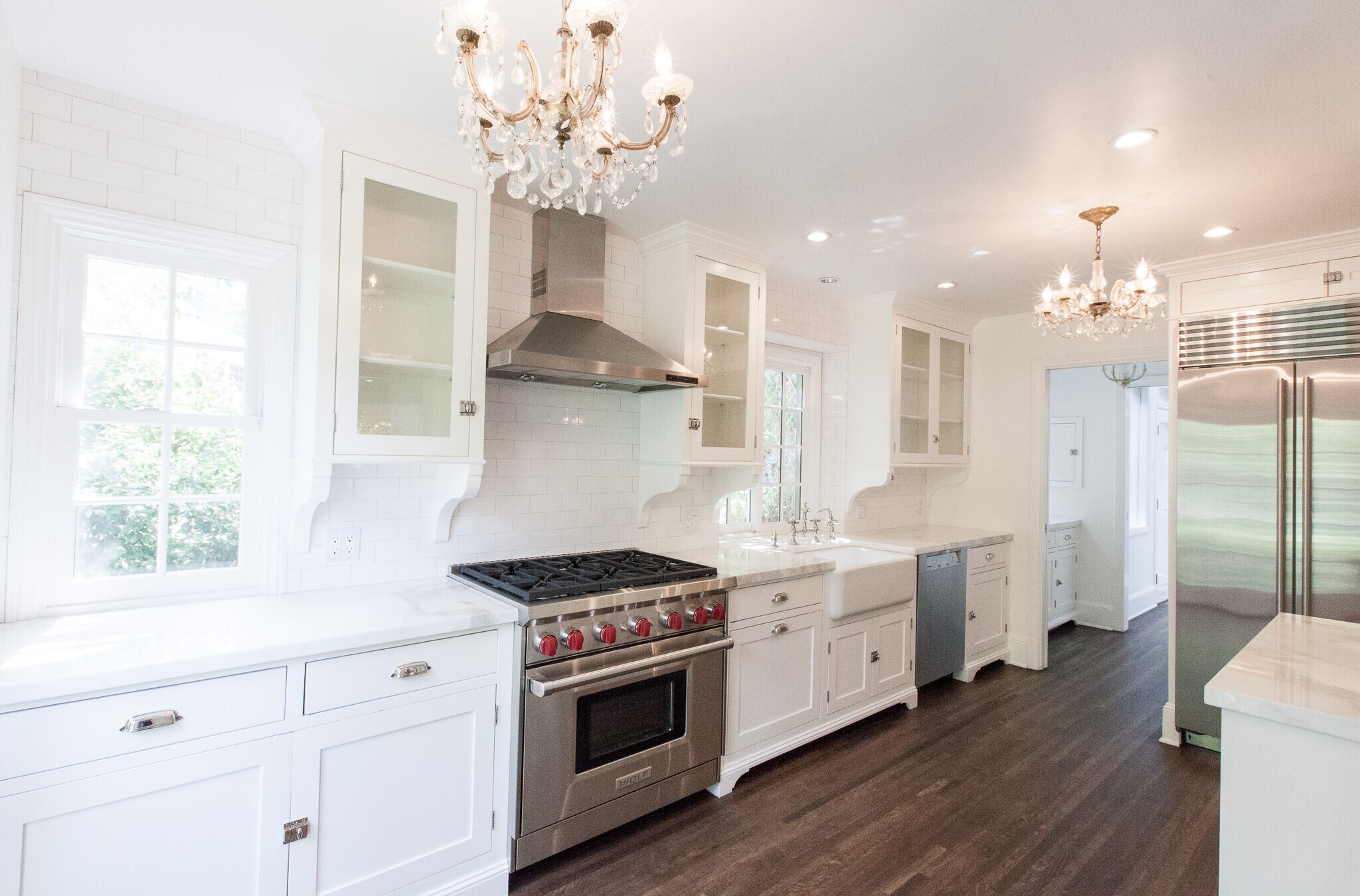 Building Photo - 3915 Benedict Canyon Dr