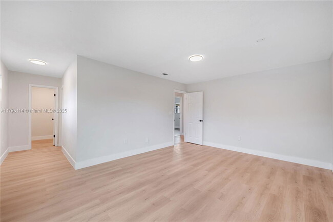 Building Photo - 14725 SW 107th Terrace