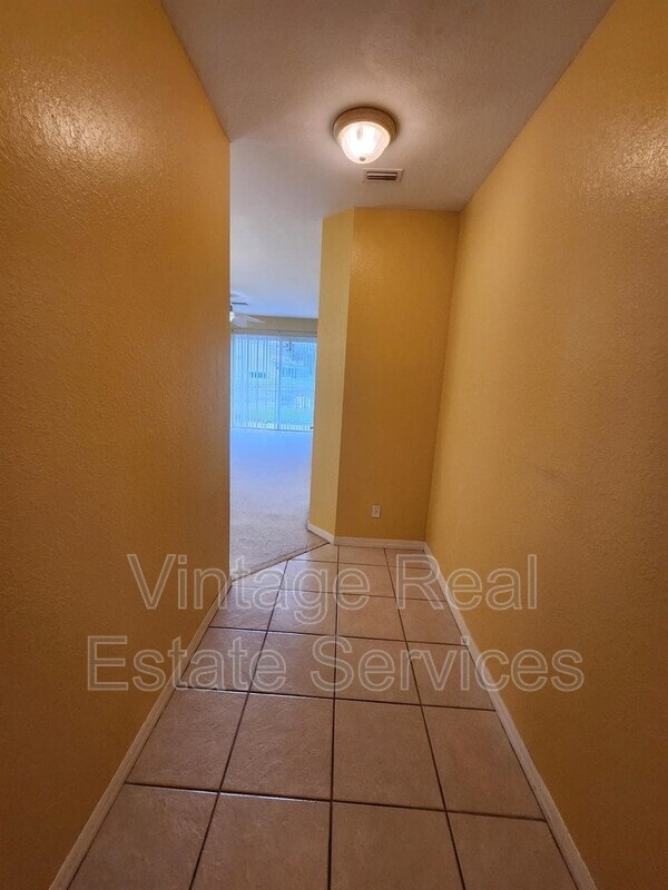 Building Photo - 11076 Winter Crest Dr