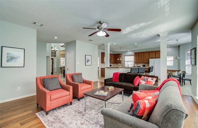 Building Photo - 4907 Mountain Fork