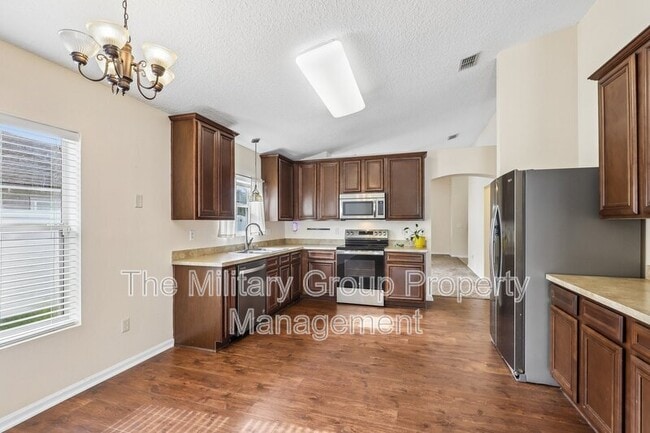 Building Photo - 12387 Anarania Dr