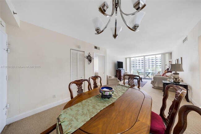 Building Photo - 5600 Collins Ave