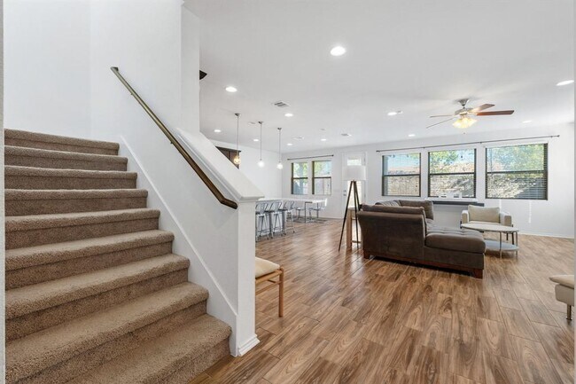 Building Photo - 1902 Tasmanian Tiger Trace