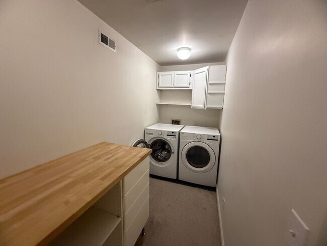 Building Photo - 1839 Melanie Ct