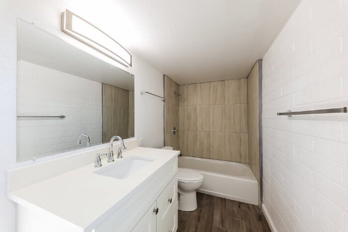 Building Photo - 6320 N 16th St