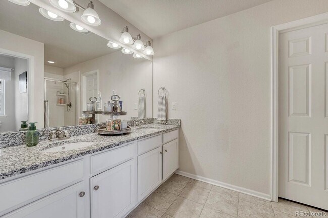 Building Photo - Charming 3 bedroom, 3 bathroom home in The...