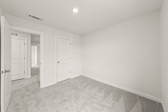 Building Photo - 7136 Bryce Ave