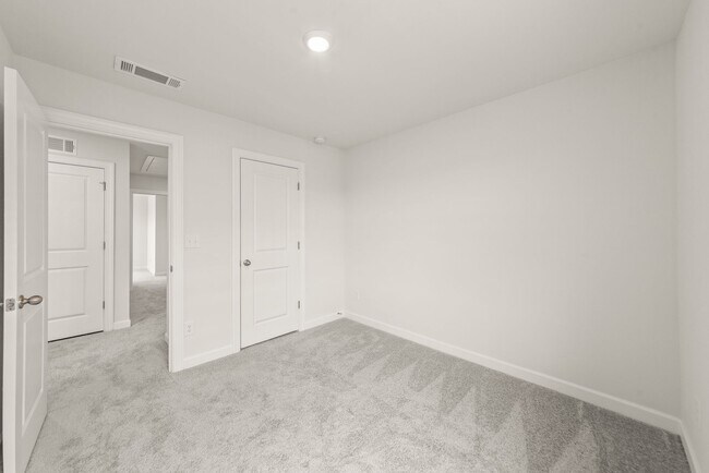 Building Photo - (Coming Soon) 3 Story Townhome in City Park!