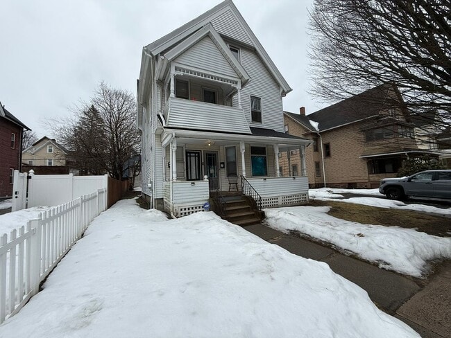 Building Photo - 29-31 Palmer Ave