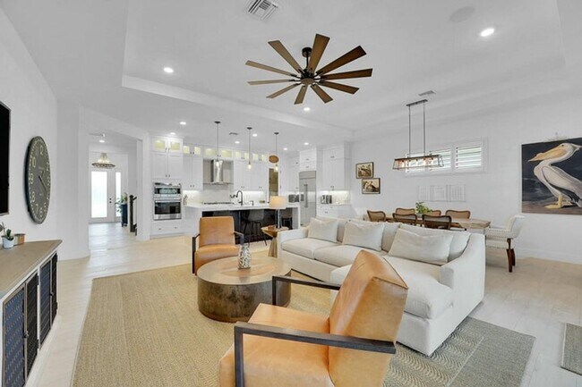 Building Photo - 15763 Longboat Key Dr
