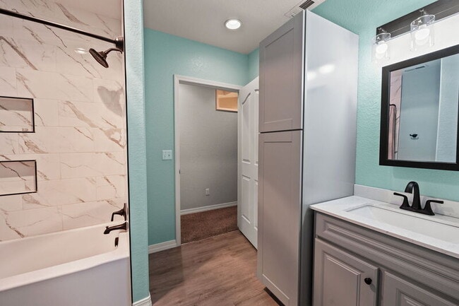 Building Photo - 6679 Bethesda Point