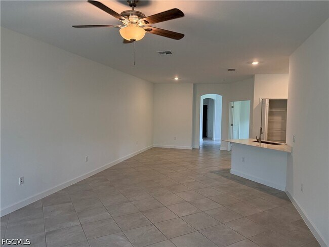 Building Photo - 9093 Leatherwood Loop