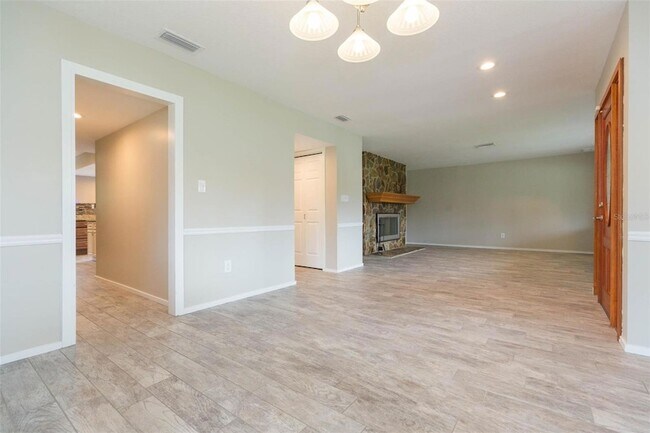 Building Photo - 4301 Saltwater Blvd