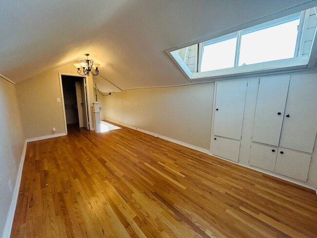 Building Photo - 13733 Franklin St