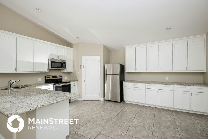 Building Photo - 4522 Horizon Dr