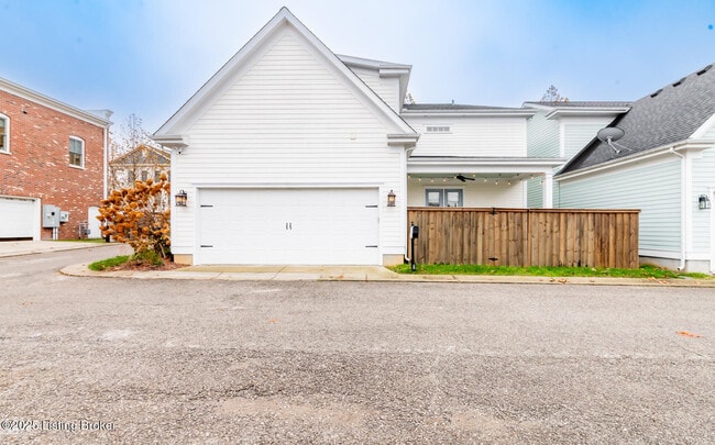 Building Photo - 9413 Civic Way