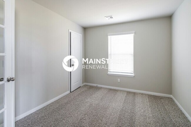 Building Photo - 4 Bedroom Pet-Friendly Home in Newcastle, OK with Main Street Renewal