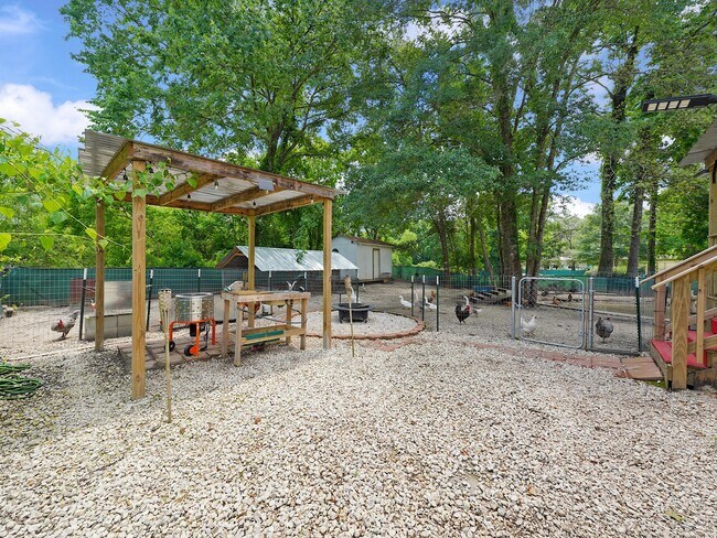 Building Photo - 29 Co Rd 2131