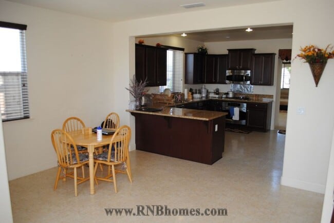Building Photo - 1367 Indian Runner Dr