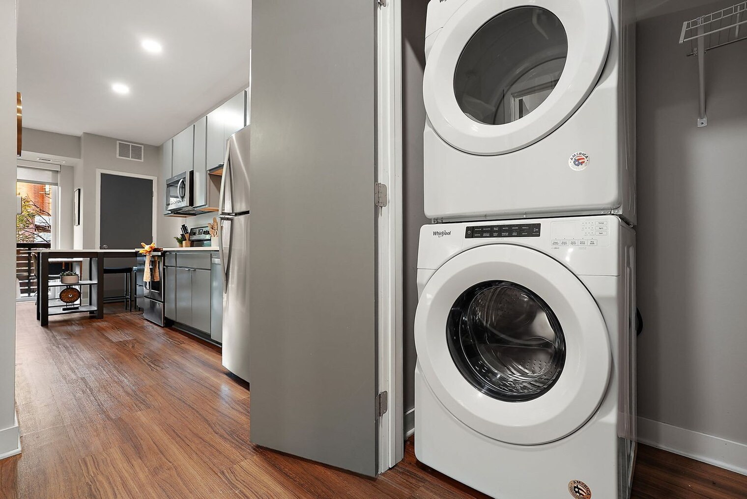 Building Photo - 1410 Nicollet Ave