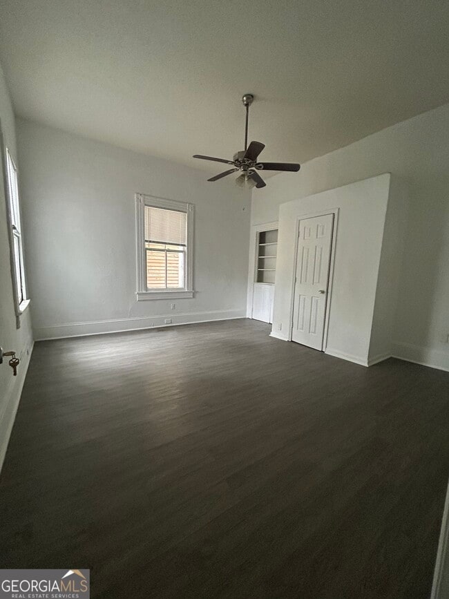 Building Photo - 2188 Napier Ave