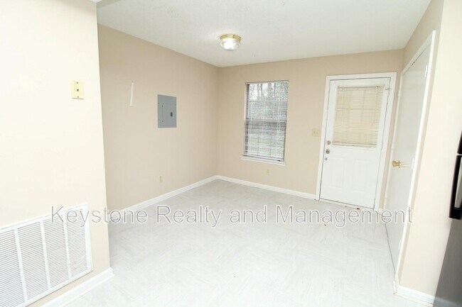 Building Photo - 119 Hickory Trace Rd