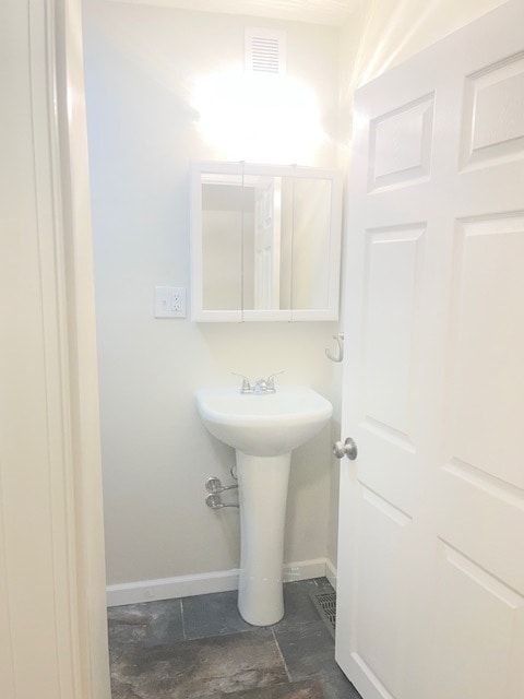 Building Photo - 39 Miller Ave