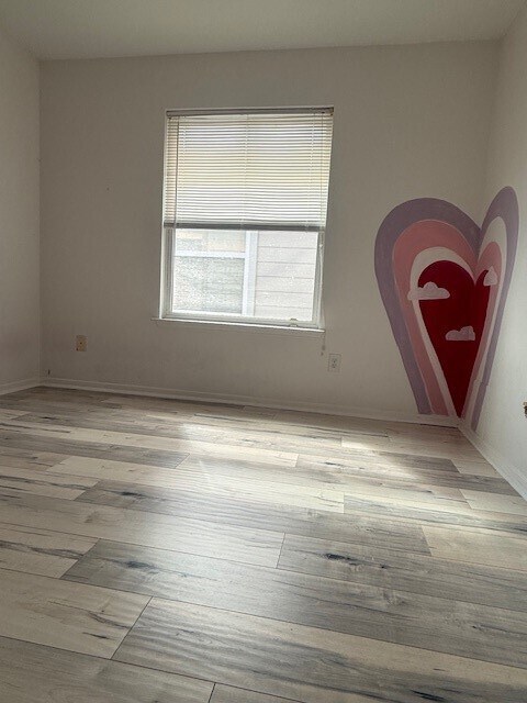 Building Photo - 2430 Glenholly Park Dr