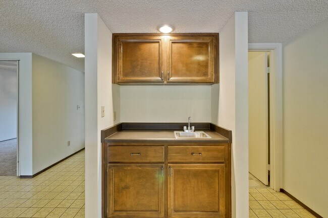 Building Photo - Wow! What a Great Home! Available Soon!