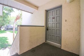 Building Photo - 2040 San Marcos Dr SE