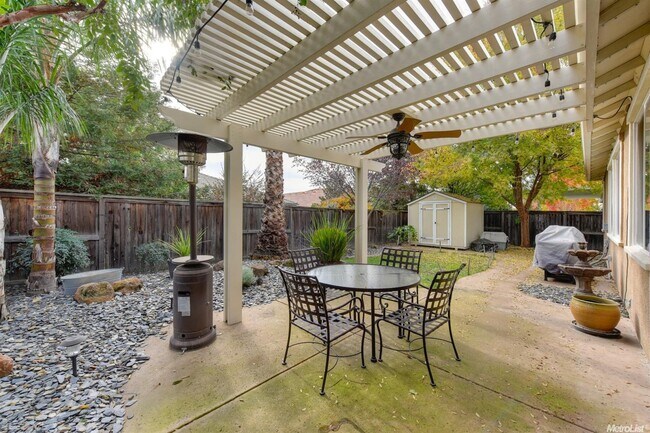 Building Photo - Immaculate Single-Story Home- in Roseville...
