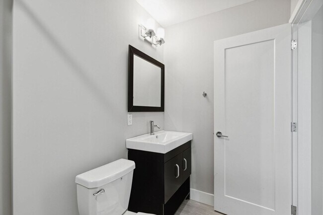 Building Photo - 1845 A St