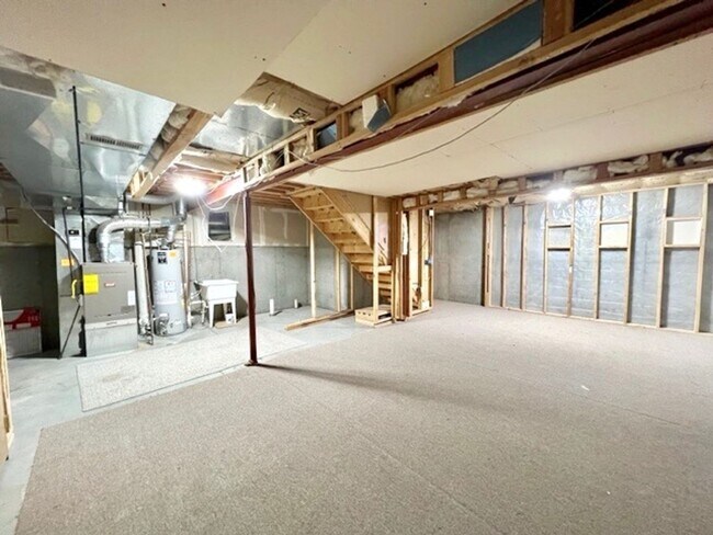 Building Photo - Renovated 2 Story Briargate Home with 3 Be...