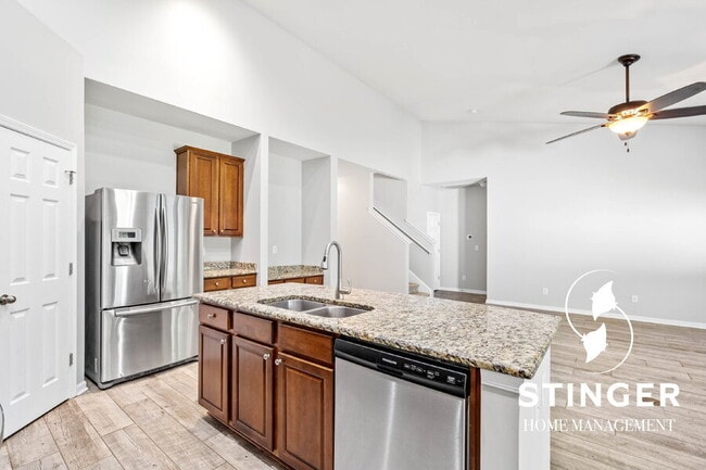 Building Photo - 46 Cedar Creek Cir