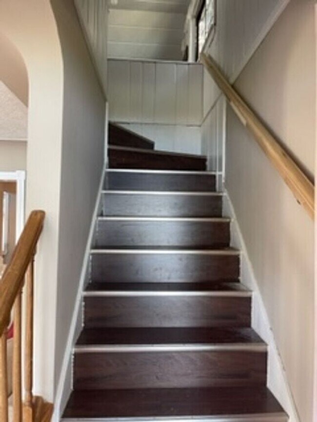 Building Photo - Lake Oakland Lakefront Home - 3 Bedroom 2 ...