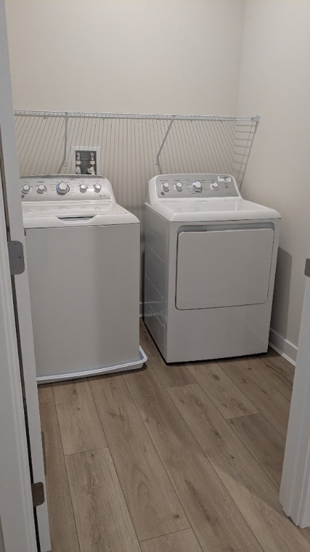 Building Photo - 136 Wood Land Ave