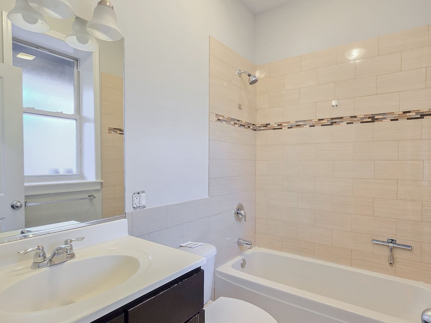 Building Photo - 3517 N Fremont St