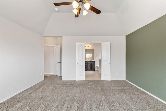 Building Photo - 6320 Red Cliff Dr