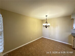 Building Photo - 1150 N Buffalo Dr