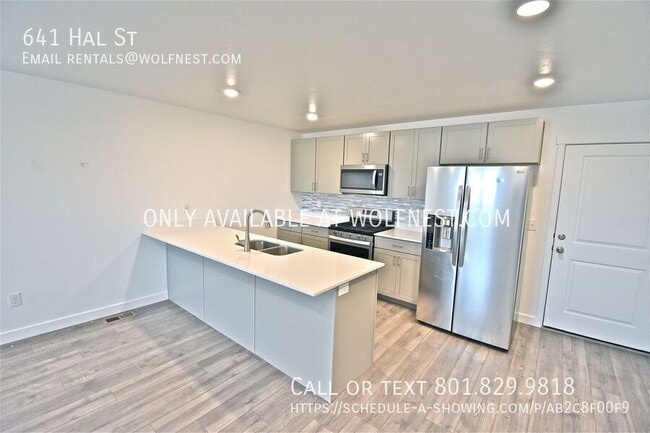 Building Photo - 641 Hal St