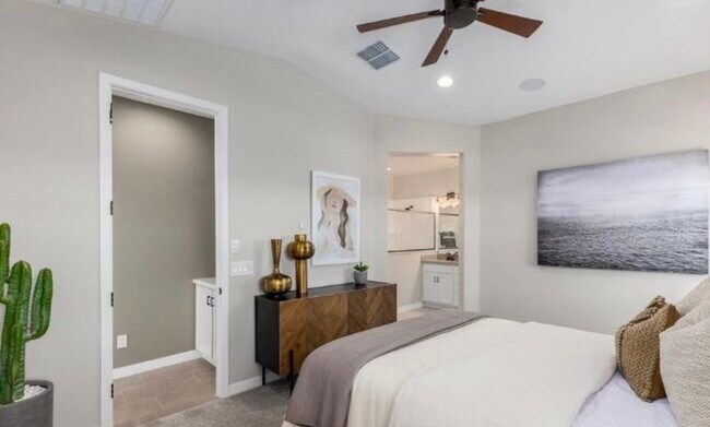 Building Photo - 17976 W Jones Ave