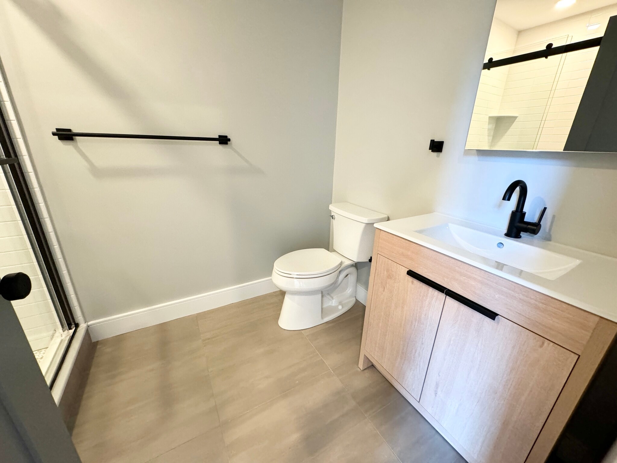 Building Photo - 16 Baker Ct