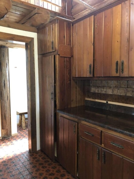 Main Floor Kitchen - 2115 Ridge Ranch Rd