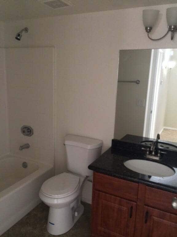 Building Photo - N 71st Ln.