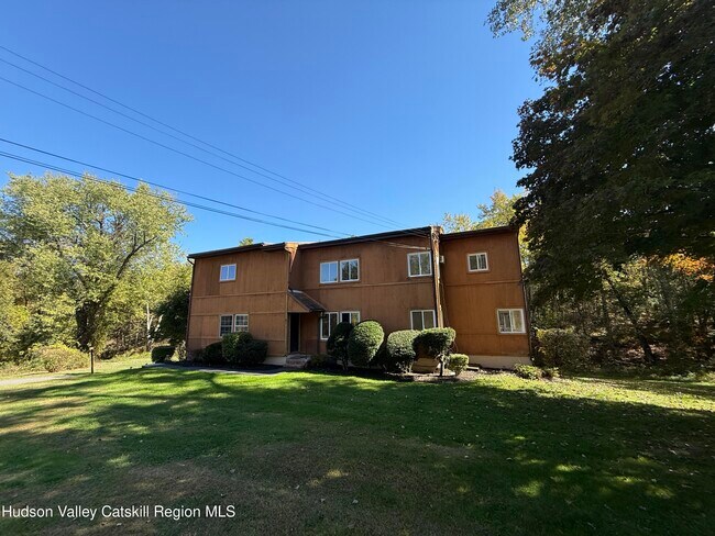 Primary Photo - 1050 Lucas Ave Ext